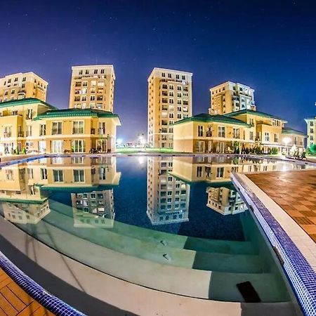 Modern Apartment With Pool In North Bucharest Cretuleasca Zewnętrze zdjęcie
