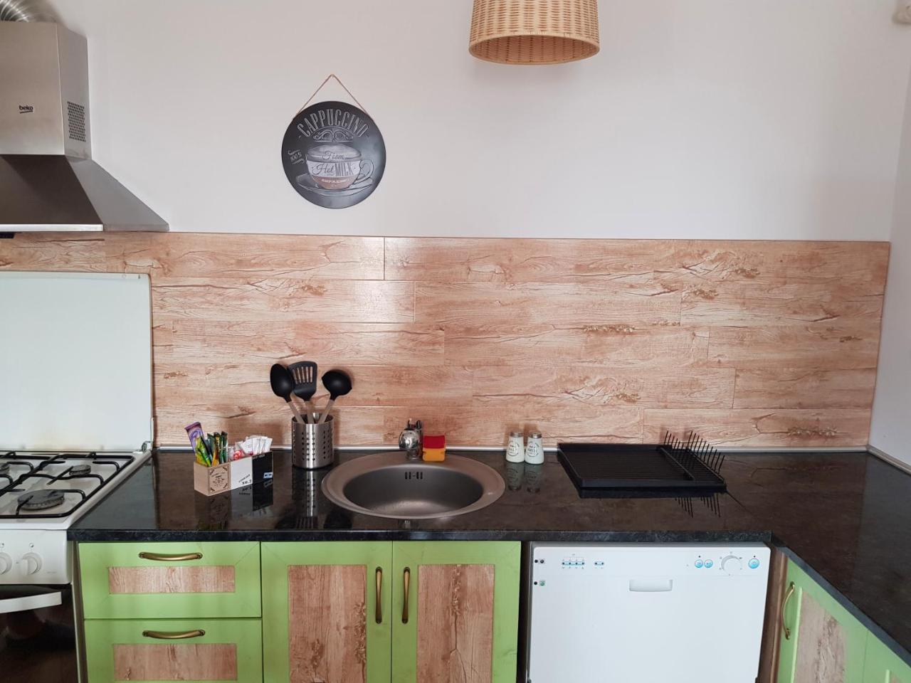 Modern Apartment With Pool In North Bucharest Cretuleasca Zewnętrze zdjęcie
